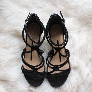 New Directions black heels